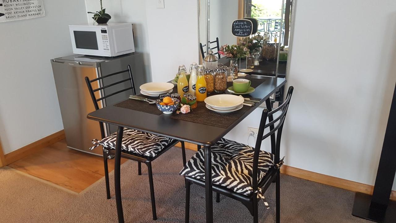 Lewi Waters Bed & Breakfast Lewisham ภายนอก รูปภาพ