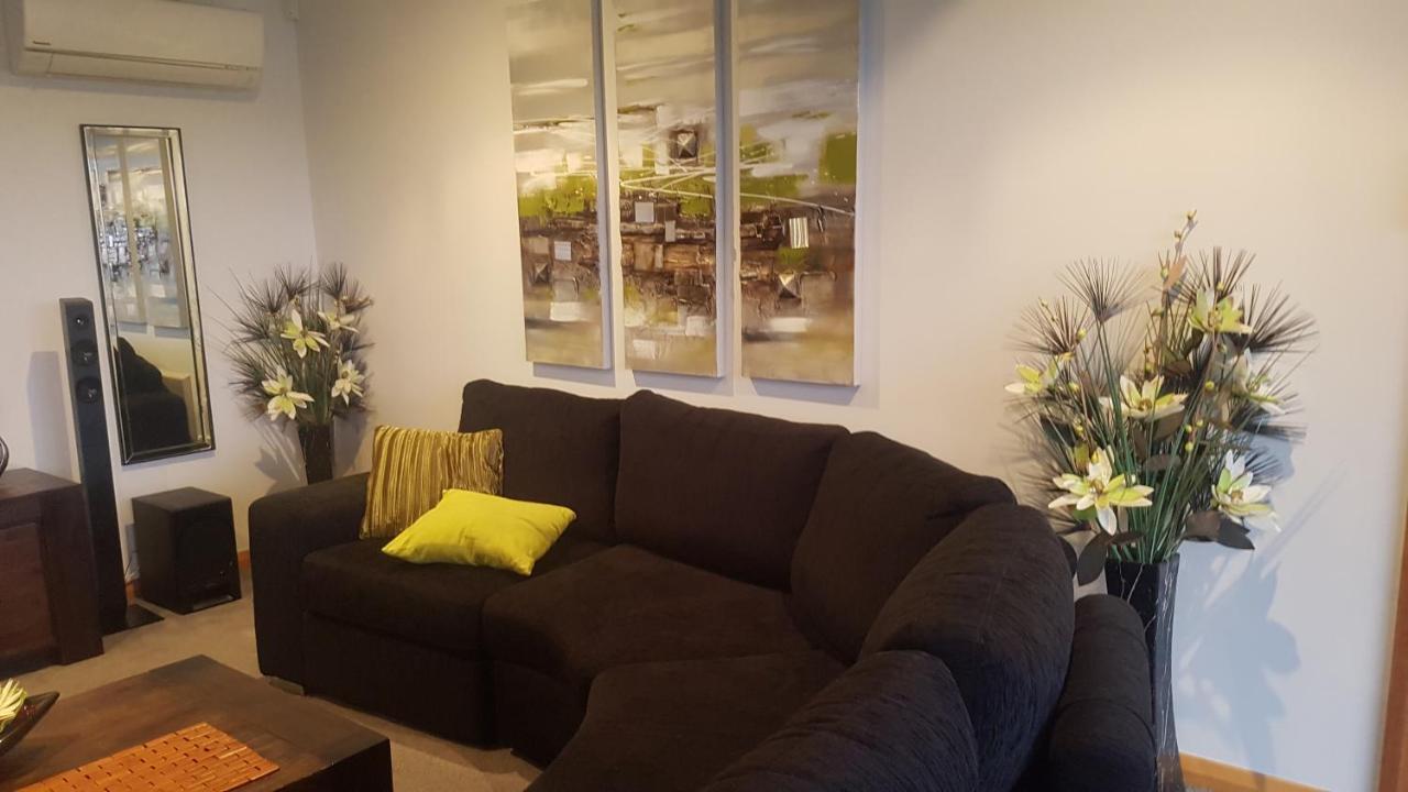 Lewi Waters Bed & Breakfast Lewisham ภายนอก รูปภาพ